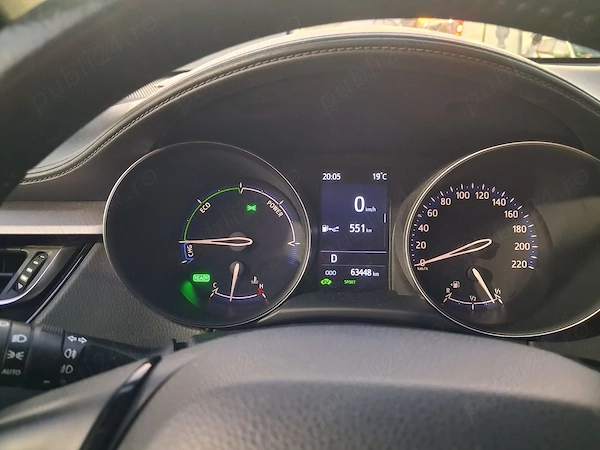 TOYOTA C-HR 2020 — imagine 3