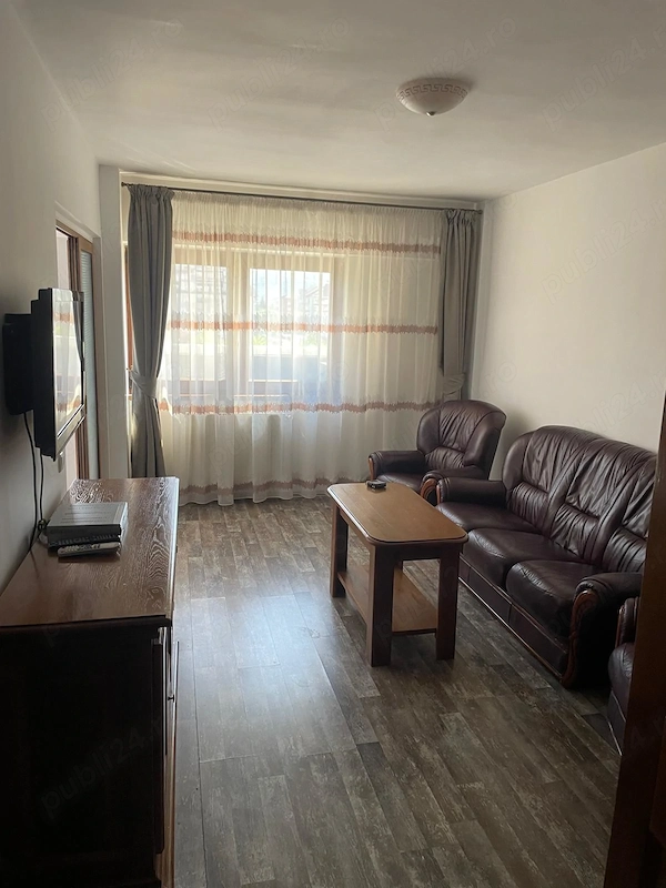 Apartament 3 camere Central et 1 — fotografia 1