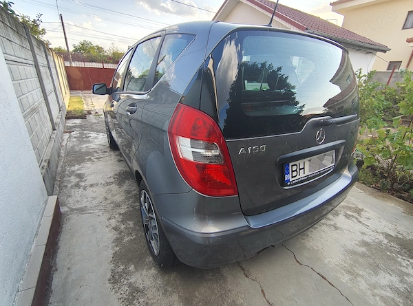 MERCEDES-BENZ A-Class 2012 — imagine 5