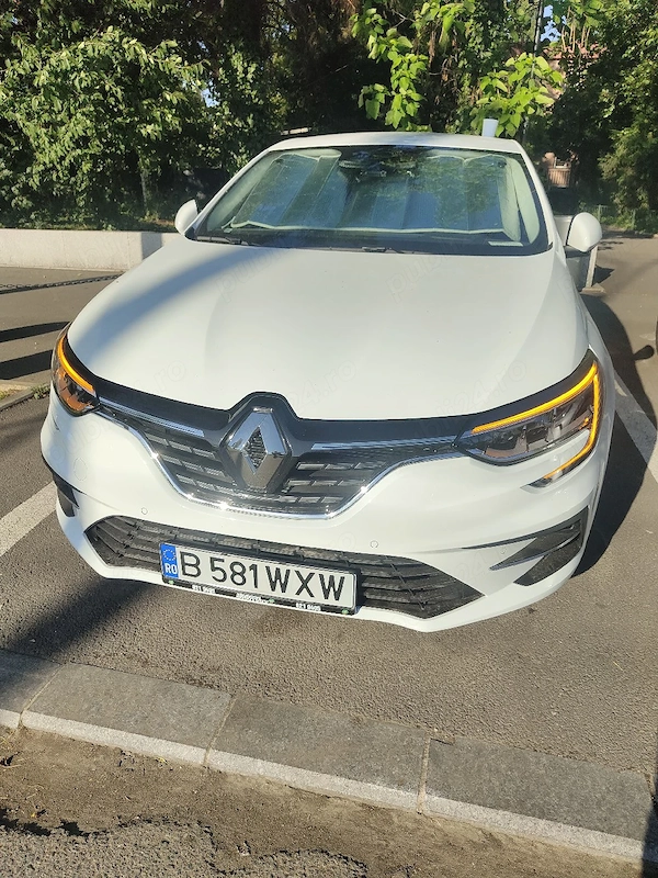 RENAULT Megane 2025 — imagine 9