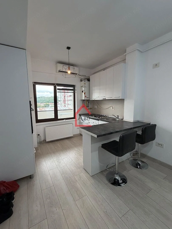 Apartament cu doua camere, Nicolina, Bloc 2020 — fotografia 1