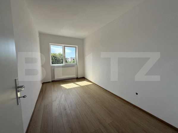 Apartament cu 4 camere, 84 mp, zona Semicentrală — fotografia 3