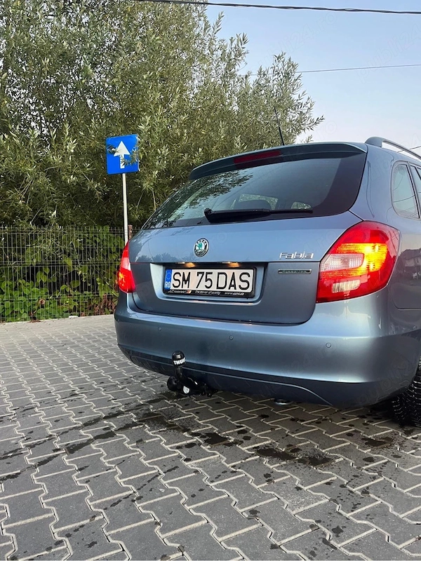 SKODA Fabia 2012 — imagine 2