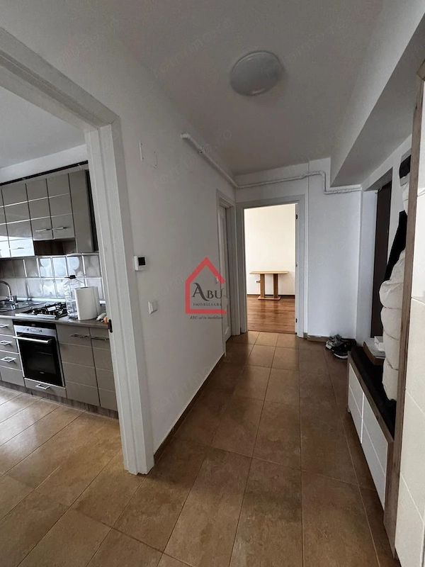 Ap 2 camere decomandat + loc parcare | Cug | et 3 | bloc NOU — fotografia 3