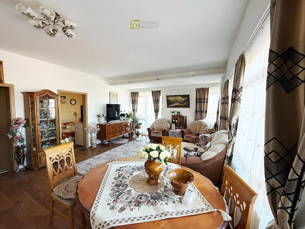 DE VANZARE APARTAMENT 2 CAMERE | 75MP | ARAD — fotografia 1