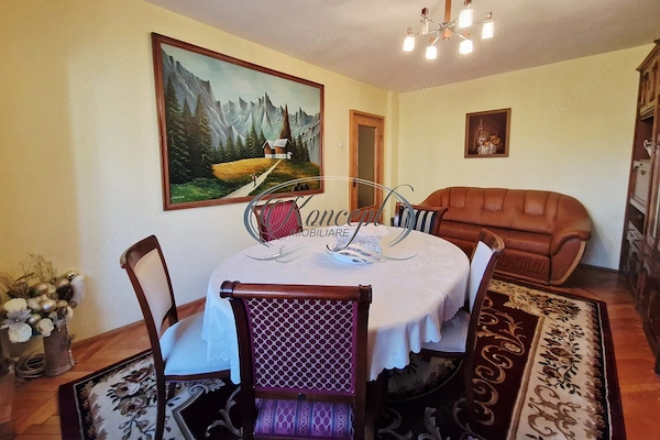 3 camere cu balcon, Calea Floresti — fotografia 3