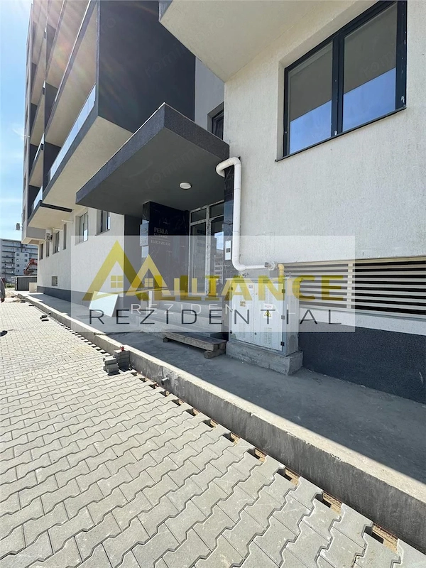 Vand apartament cu 2 camere tip studio I Metrou I 86000 ! — fotografia 1