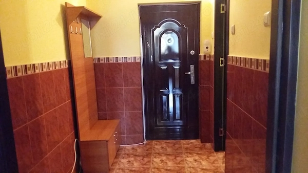 Garsoniera,zona Reno — fotografia 1