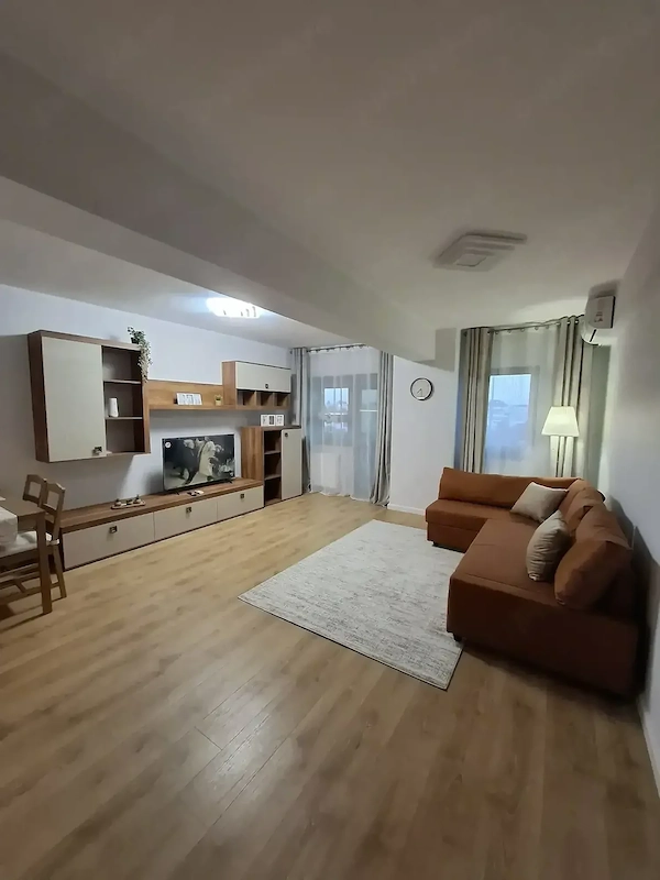 Prima inchiriere apartament 2 cam, central, bloc Privilege 2010 — fotografia 1