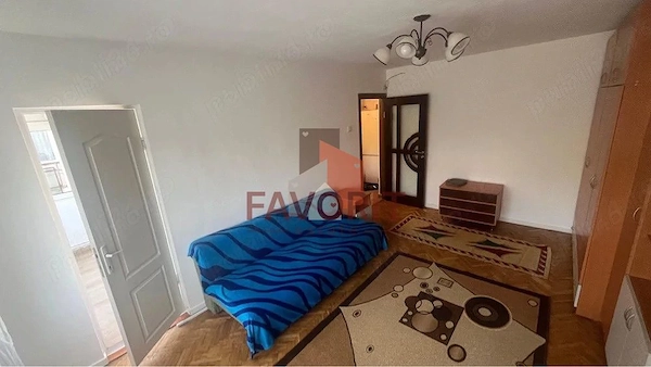 3 camere decomandate | etaj 1 | centrala proprie | 2 bai | Renovat — fotografia 1