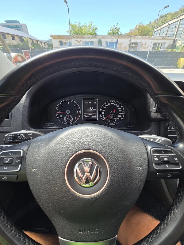 VOLKSWAGEN Multivan 2015 — imagine 10