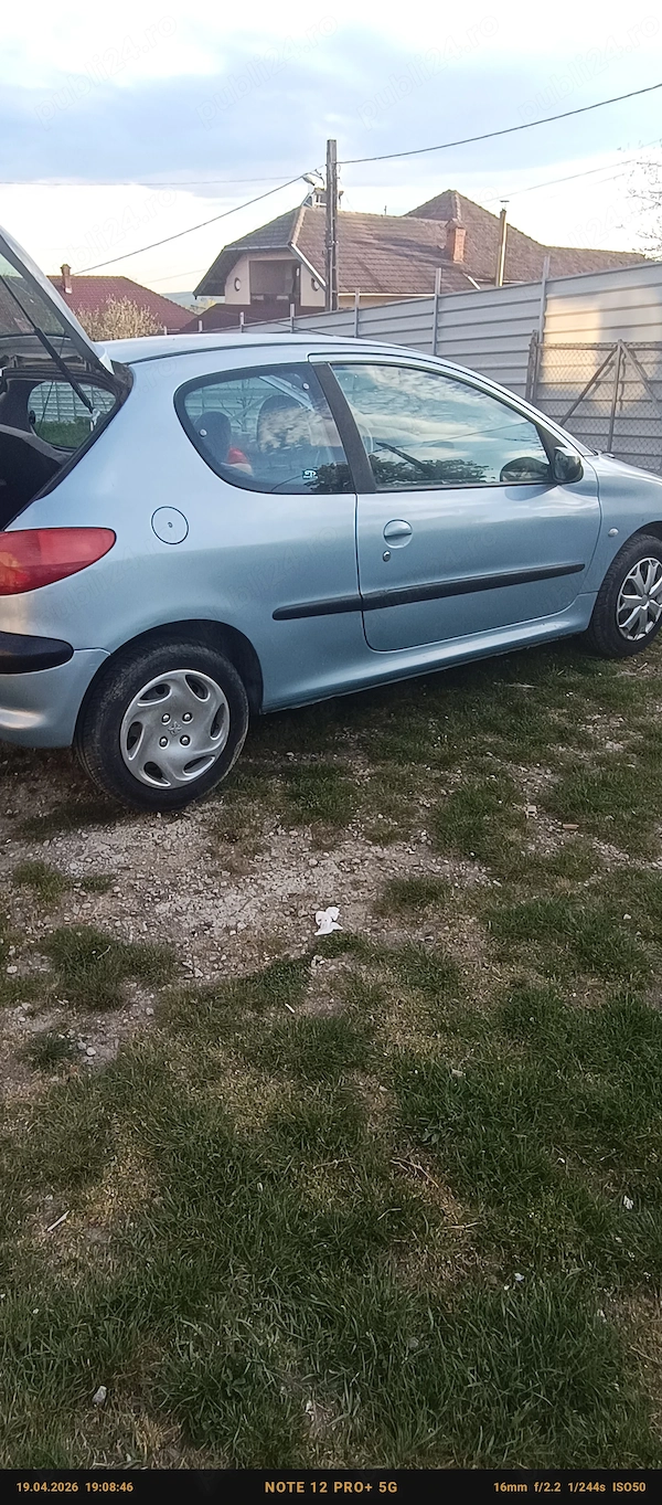 PEUGEOT 206 2001 — imagine 2