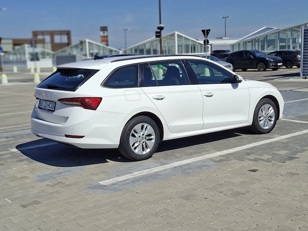 SKODA Octavia 2022 — imagine 4
