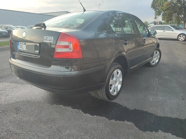 SKODA Octavia 2008 — imagine 4