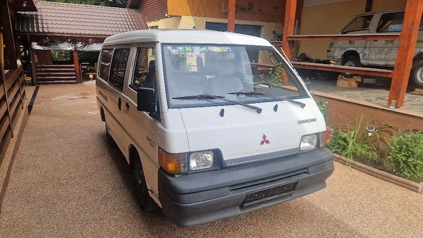 MITSUBISHI Space Wagon 1994 — imagine 2