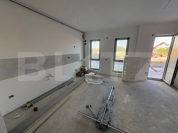 Apartament cu doua camere|nemobilat sau mobilat|parcare inclus — fotografia 1