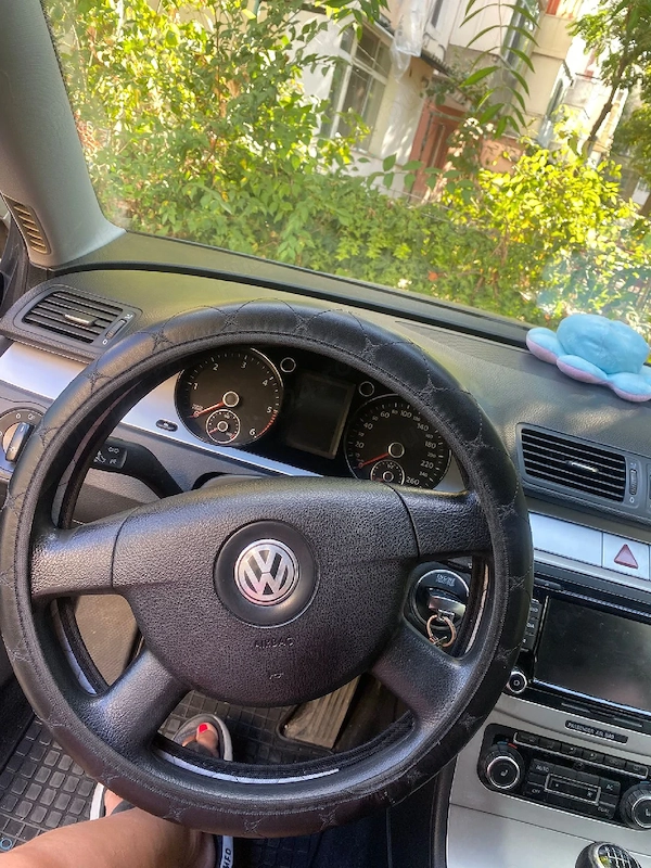 VOLKSWAGEN Passat 2011 — imagine 5
