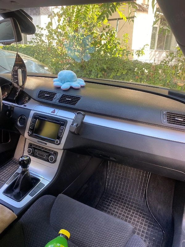 VOLKSWAGEN Passat 2011 — imagine 3
