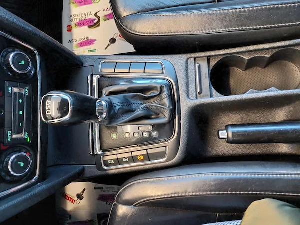 SKODA Superb 2015 — imagine 9