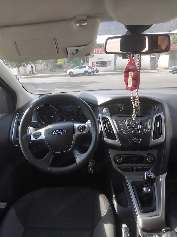 FORD Focus 2013 — imagine 4