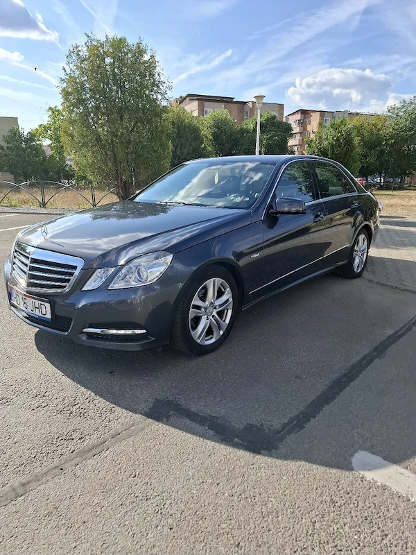 MERCEDES-BENZ E-Class 2011 — imagine 2