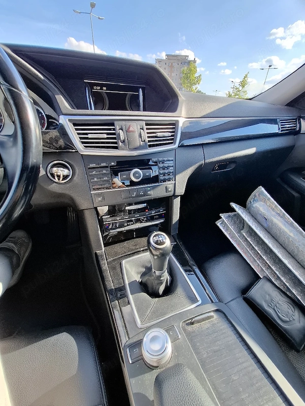 MERCEDES-BENZ E-Class 2011 — imagine 3