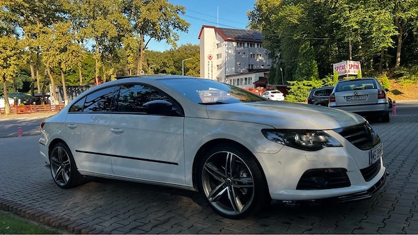 VOLKSWAGEN Passat CC 2011 — imagine 4