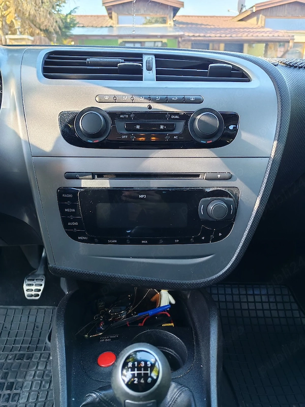 SEAT Leon 2009 — imagine 9