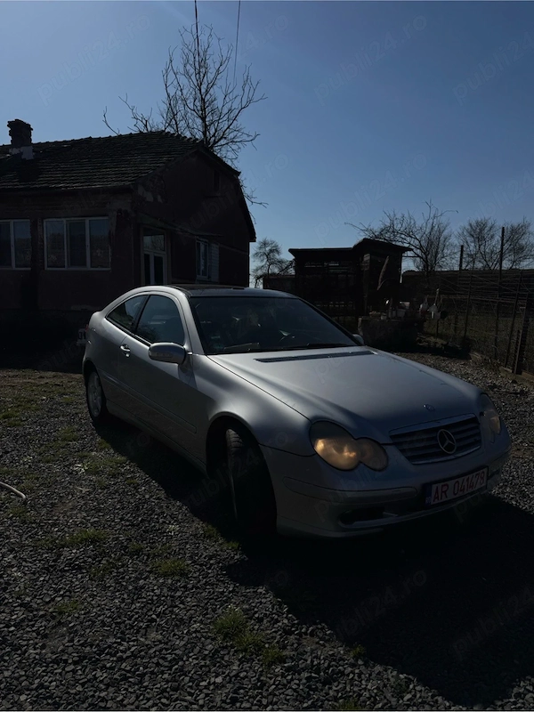 MERCEDES-BENZ C-Class 2003 — imagine 4