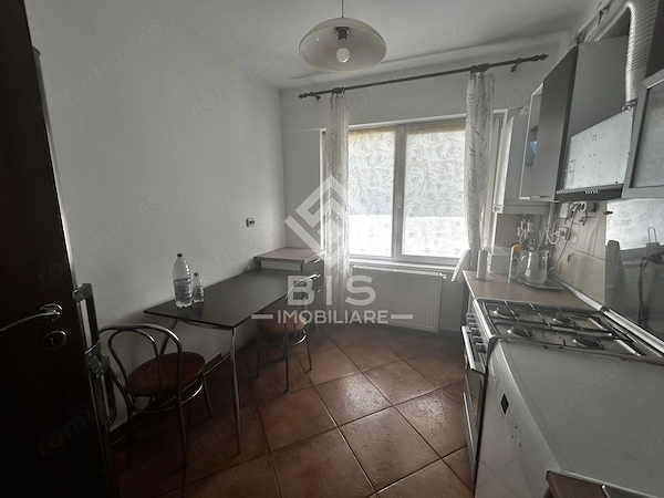 Apartament 3 camere | 60 mp | Calea Moldovei — fotografia 1