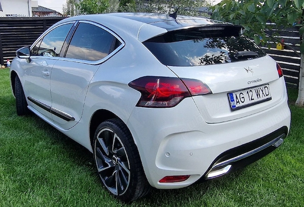 CITROËN DS4 2011 — imagine 3
