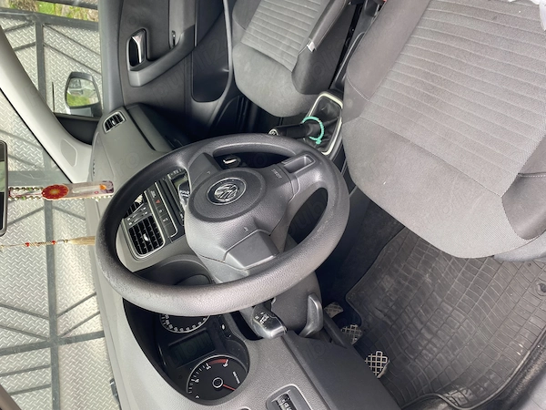 VOLKSWAGEN Polo 2010 — imagine 3