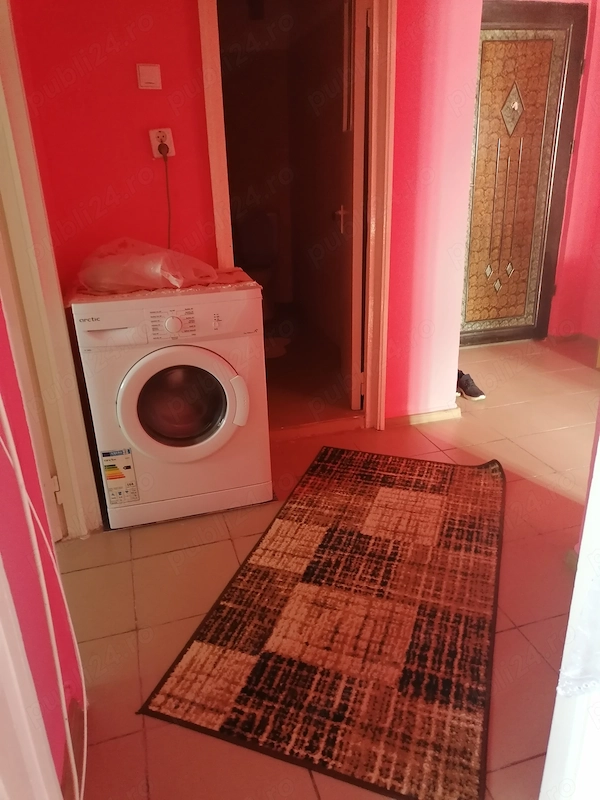 Închiriez apartament cu doua camere în zona Vidin — fotografia 2