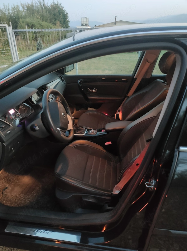 RENAULT Laguna 2011 — imagine 5