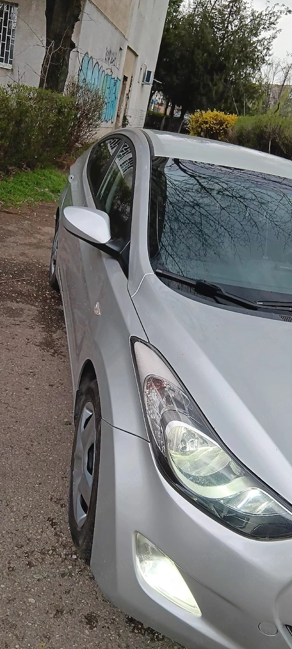 HYUNDAI Elantra 2012 — imagine 5