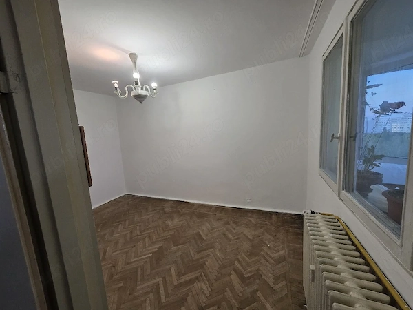 Vând apartament cu 2 camere în Titan lângă metrou Titan — fotografia 2