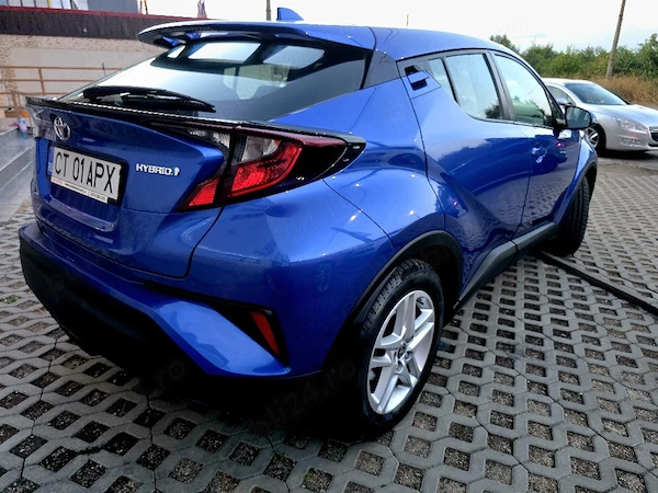 TOYOTA C-HR 2022 — imagine 2