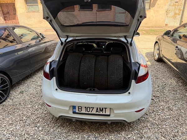 RENAULT Megane 2012 — imagine 8