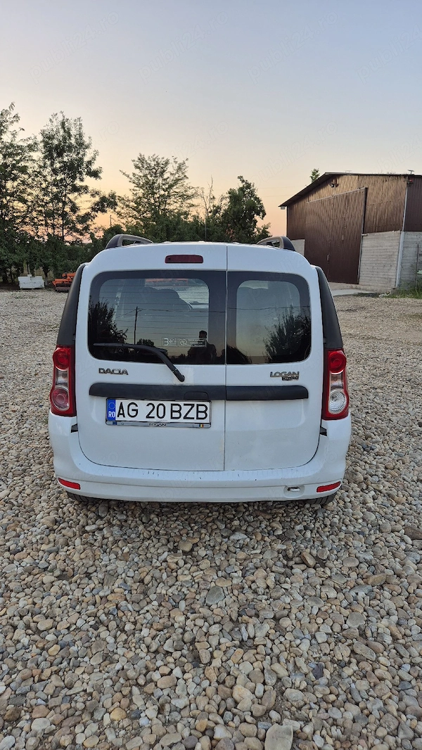 DACIA Logan 2011 — imagine 3