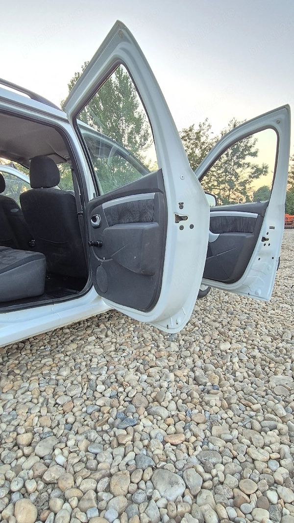 DACIA Logan 2011 — imagine 10