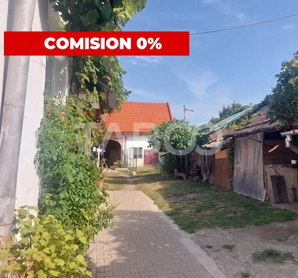 Comision 0% Apartament 63 mpu la curte cu pivnita si gradina Cisnadie — fotografia 1
