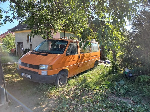 VOLKSWAGEN Transporter 1991 — imagine 3