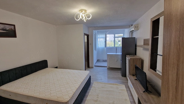 Inchiriere Garsoniera renovată și mobilată modern în Craiova, Brazda lui Novac — fotografia 3