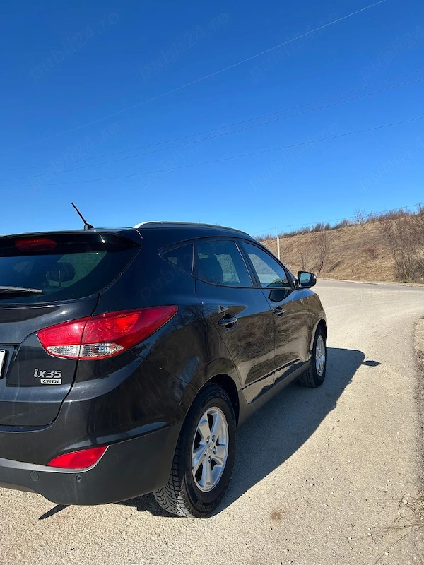HYUNDAI ix35 2011 — imagine 3