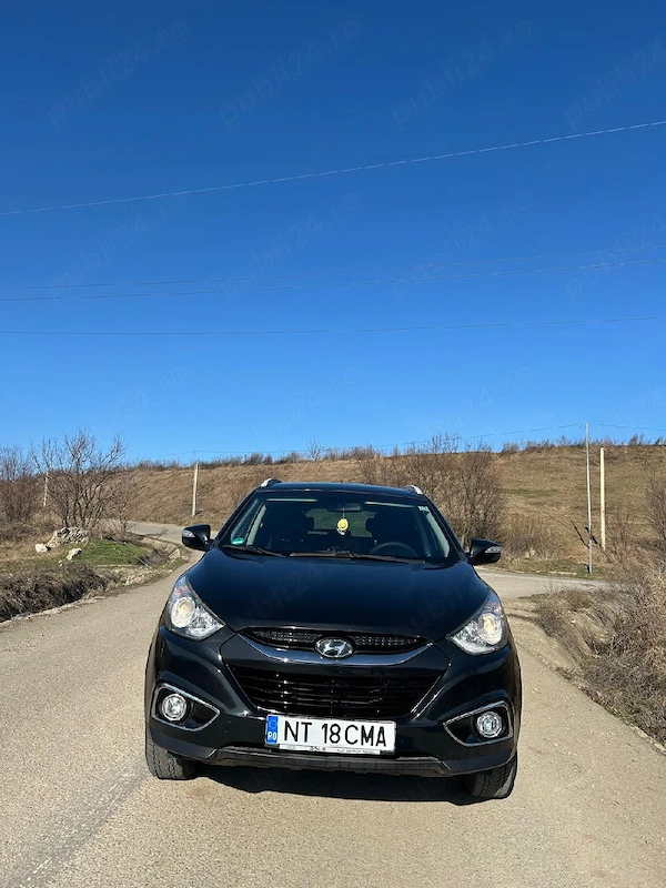 HYUNDAI ix35 2011 — imagine 4