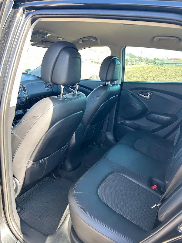 HYUNDAI ix35 2011 — imagine 8