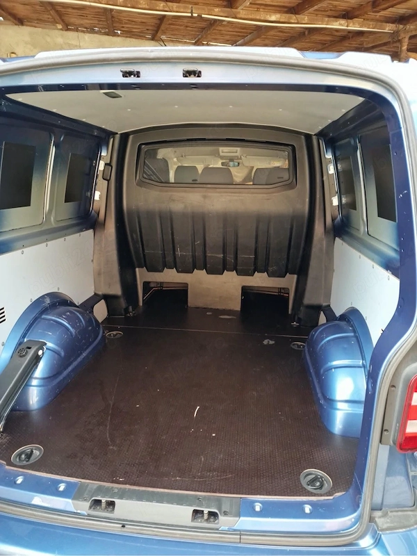 VOLKSWAGEN Transporter 2019 — imagine 7