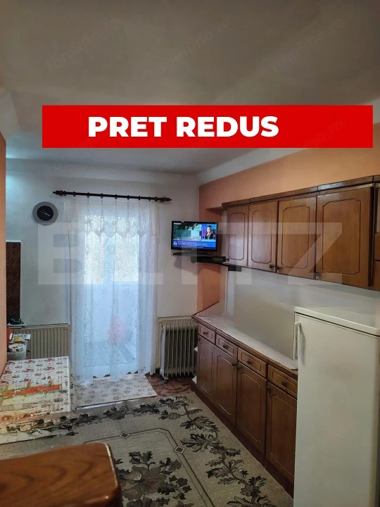 Apartament cu 3 camere 55mp, decomandat, cu garaj și parcare — fotografia 1