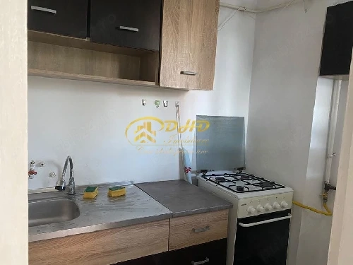 Camera de camin in Tudor Vladimirescu — fotografia 3