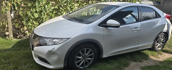 HONDA Civic 2013 — imagine 3